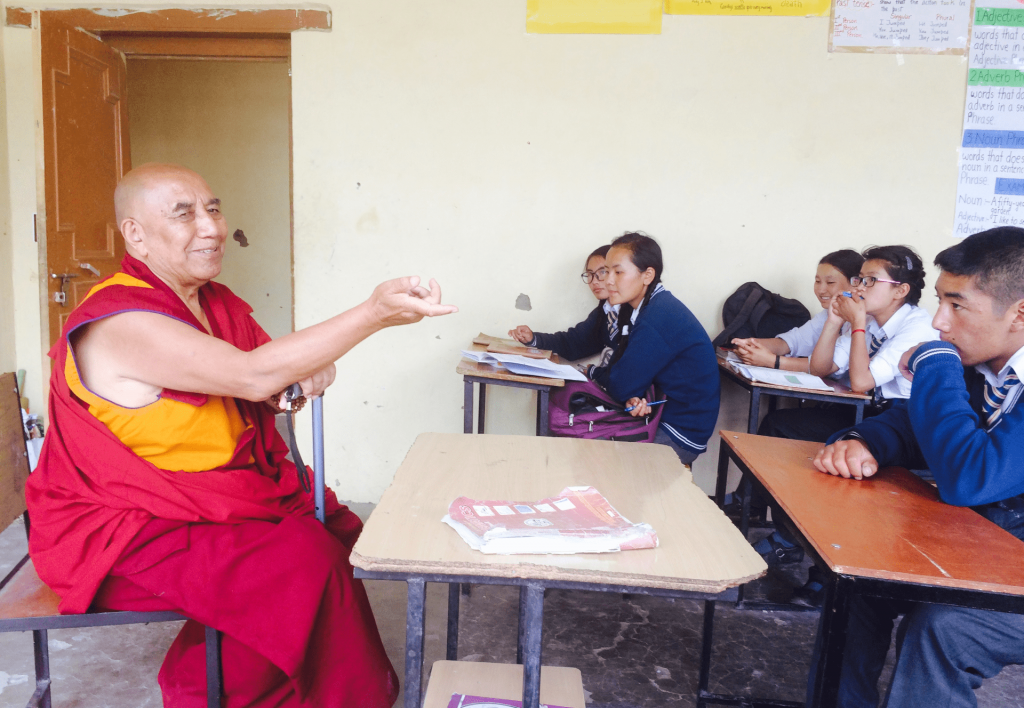 Khensur Rinpoche instructing Siddhartha School students